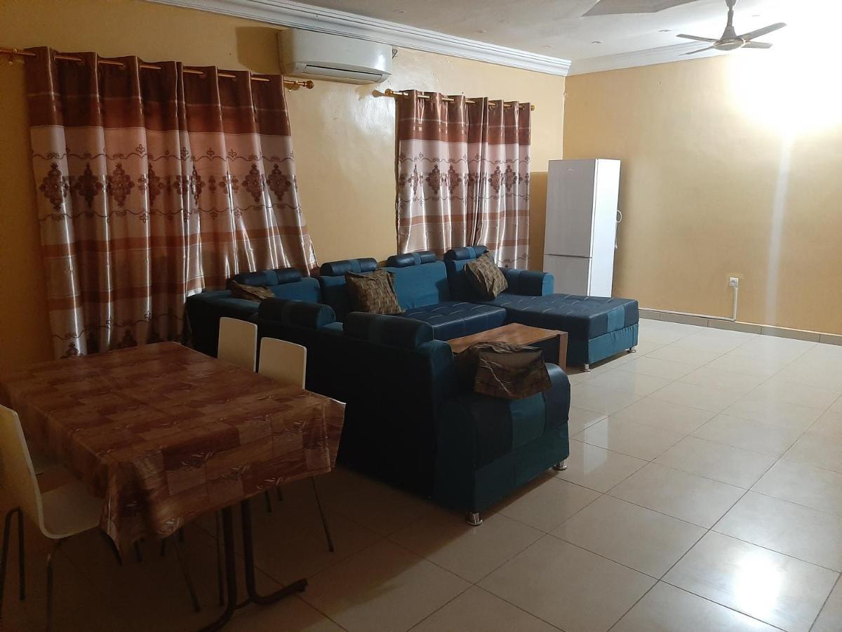 Villa Chambre B Climatisee Douche Cuisine Salon Bamako Exteriör bild