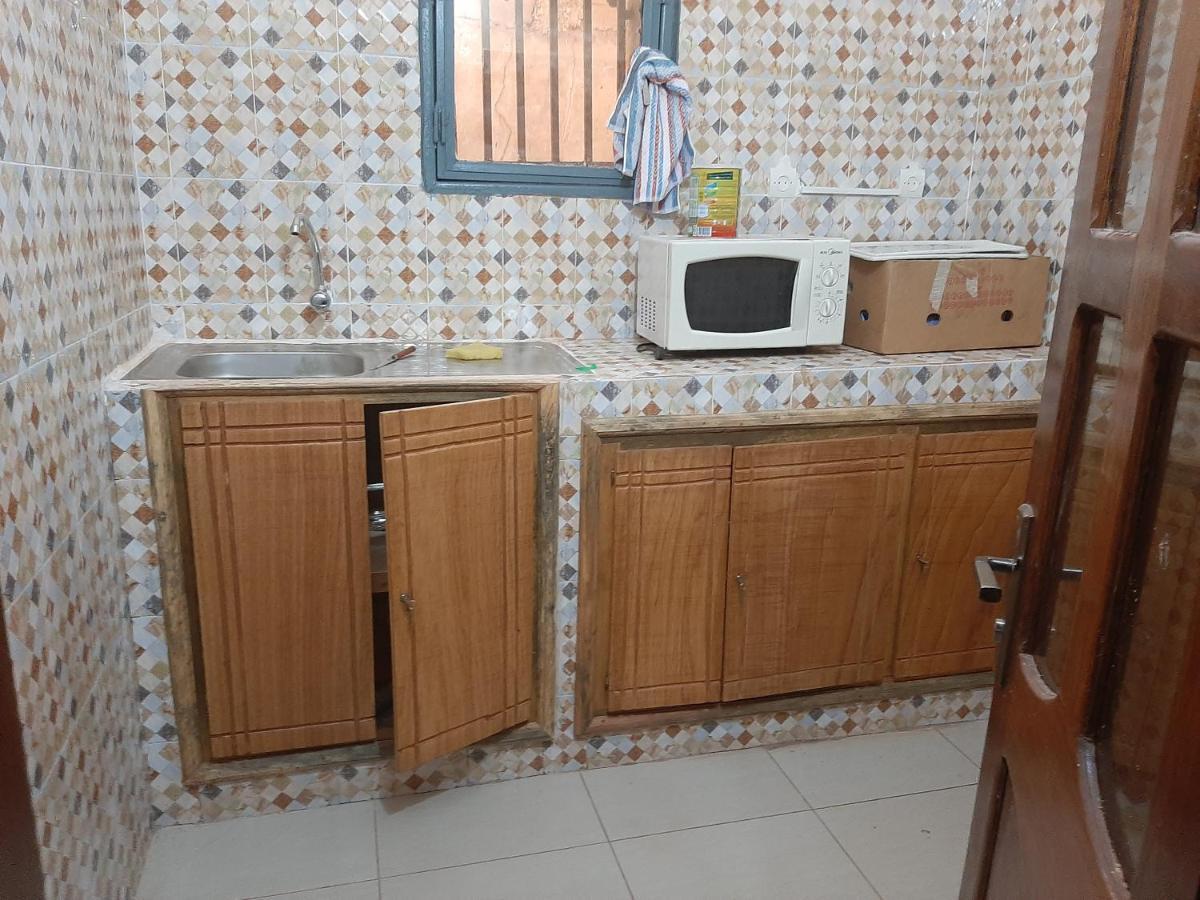 Villa Chambre B Climatisee Douche Cuisine Salon Bamako Exteriör bild
